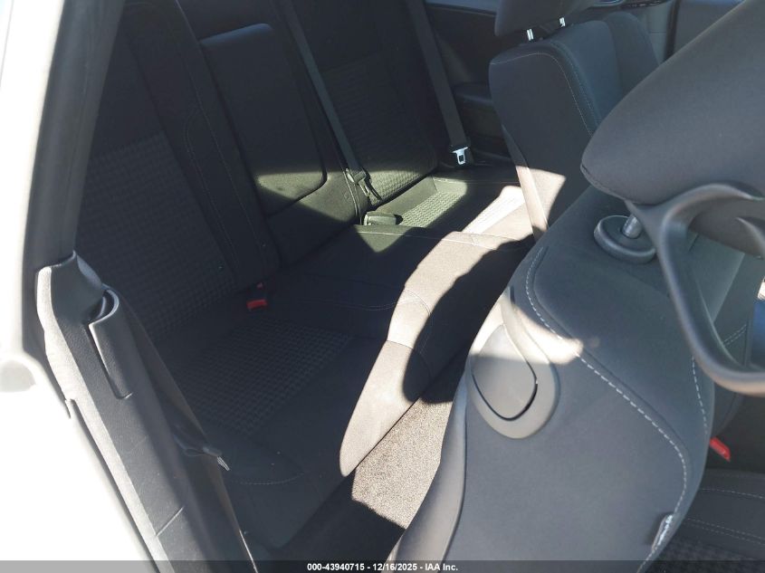 2015 Dodge Challenger R/T VIN: 2C3CDZAT8FH710240 Lot: 43940715