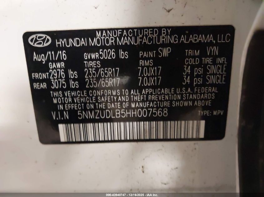 2017 Hyundai Santa Fe Sport 2.4L VIN: 5NMZUDLB5HH007568 Lot: 43940747