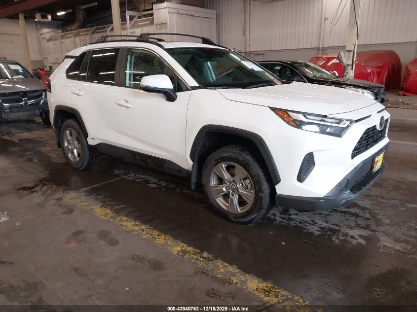 TOYOTA RAV4 HYBRID XLE