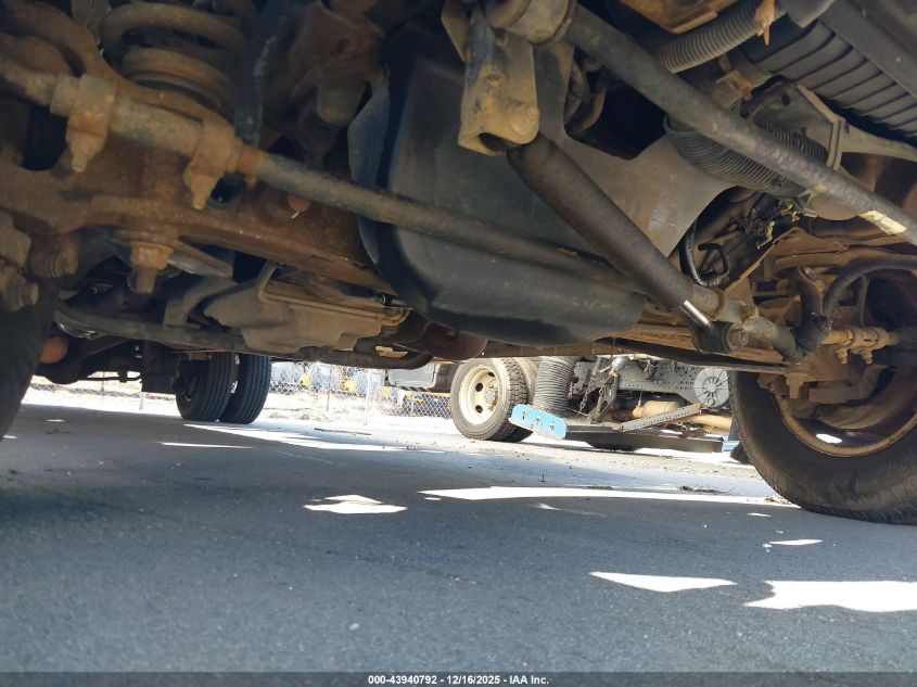 2007 Ford E-450 Cutaway VIN: 1FDXE45S97DA24426 Lot: 43940792