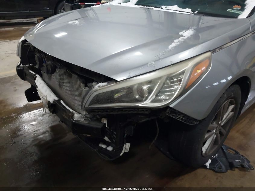 2015 Hyundai Sonata Se VIN: 5NPE24AF0FH039824 Lot: 43940804