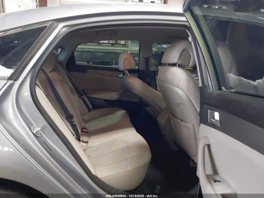 2015 Hyundai Sonata Se VIN: 5NPE24AF0FH039824 Lot: 43940804