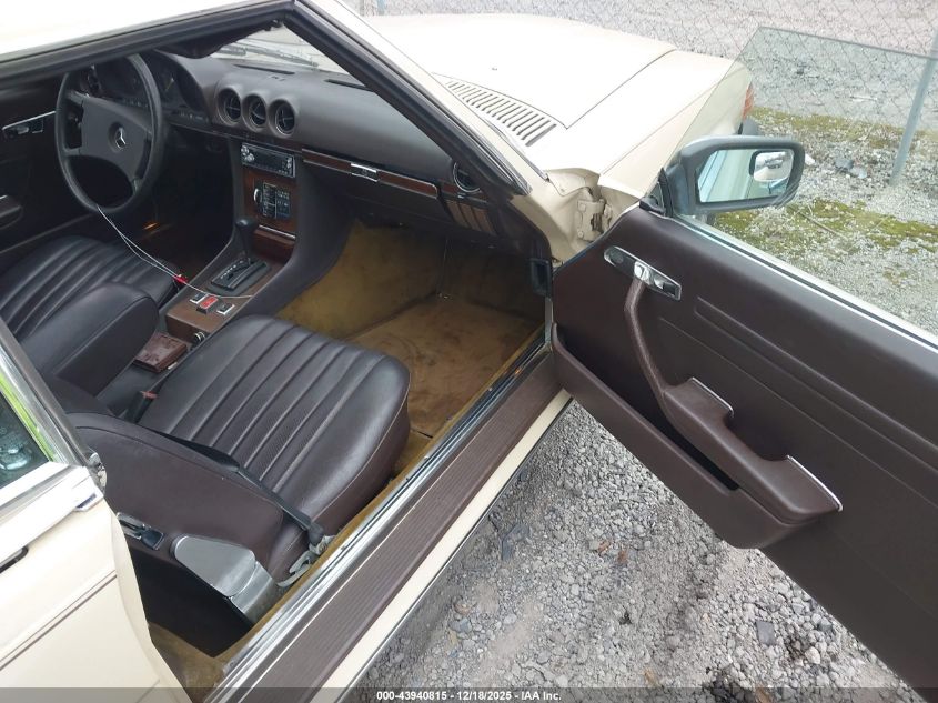 1981 Mercedes-Benz 380 Sl VIN: WDBBA45A0BB002089 Lot: 43940815