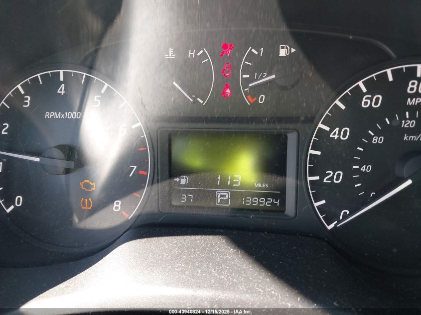 2015 Nissan Sentra S VIN: 3N1AB7APXFY305218 Lot: 43940824