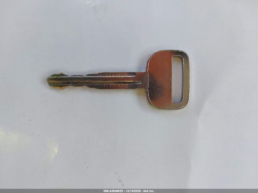 2005 Toyota Camry Le VIN: 4T1BE32K25U092184 Lot: 43940829