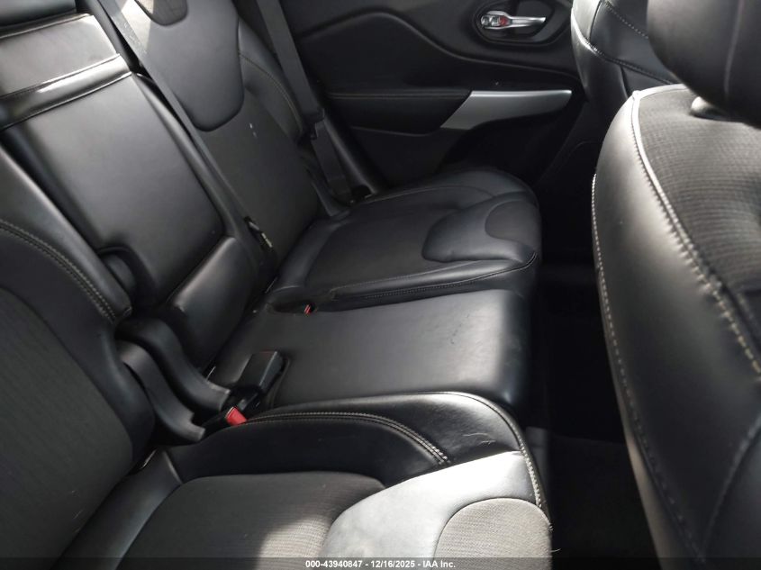 2018 Jeep Cherokee Latitude Plus 4X4 VIN: 1C4PJMLX0JD539434 Lot: 43940847