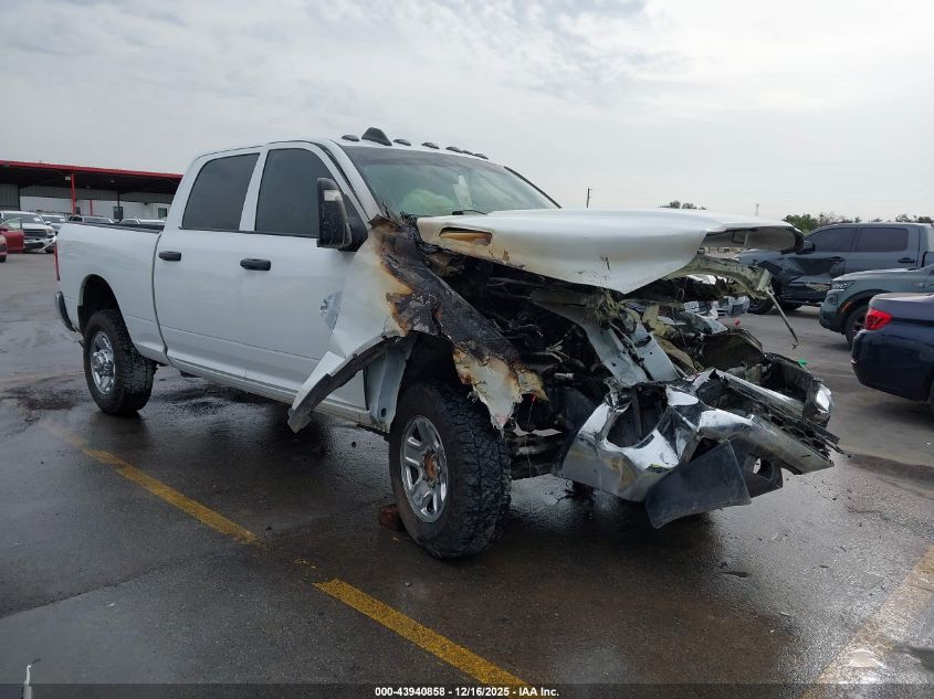 RAM 2500 TRADESMAN 4X4 6 4 BOX