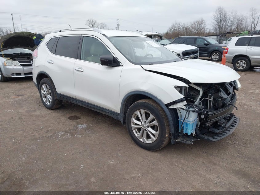 2016 Nissan Rogue Sv