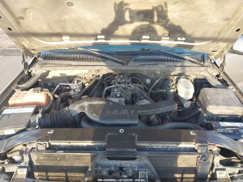 2003 Chevrolet Tahoe Z71 VIN: 1GNEK13Z53R131240 Lot: 43940882