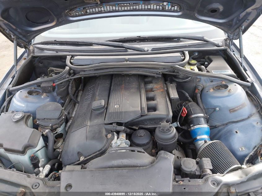 2005 BMW 330Xi VIN: WBAEW53425PN37075 Lot: 43940899