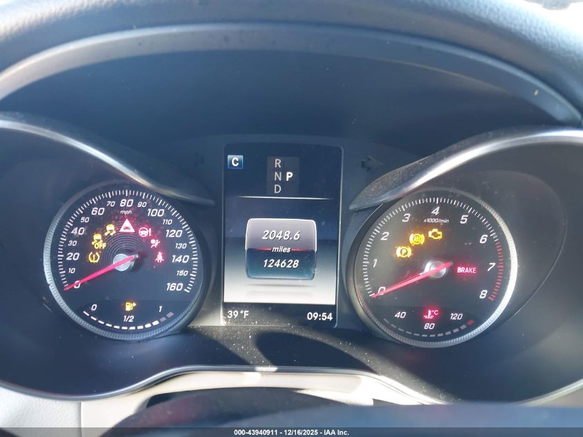 2017 Mercedes-Benz Glc 300 VIN: WDC0G4JB2HV010945 Lot: 43940911