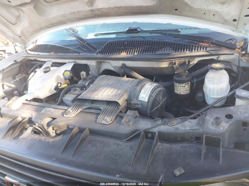 2003 GMC Savana Cutaway Standard VIN: 1GDGG31VX31903837 Lot: 43940924