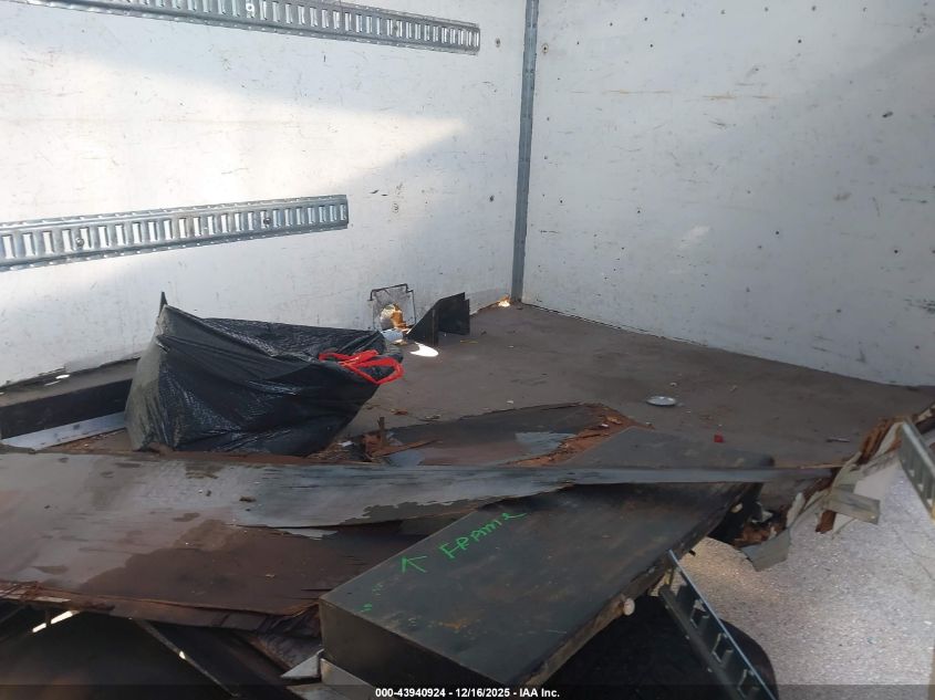 2003 GMC Savana Cutaway Standard VIN: 1GDGG31VX31903837 Lot: 43940924