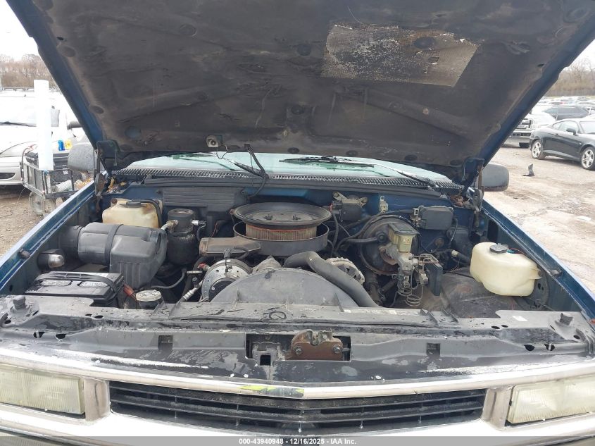 1994 Chevrolet Gmt-400 C1500 VIN: 2GCEC19K4R1138794 Lot: 43940948