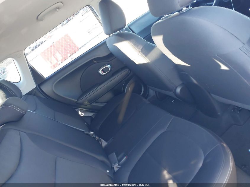 2016 Kia Soul VIN: KNDJN2A20G7354863 Lot: 43940952