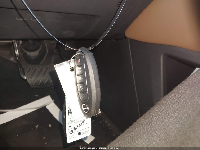 2022 Nissan Pathfinder Platinum 4Wd VIN: 5N1DR3DK2NC268943 Lot: 43940966