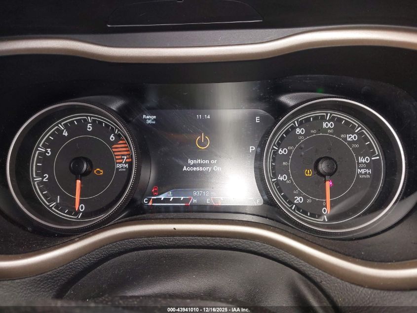 2017 Jeep Cherokee Limited 4X4 VIN: 1C4PJMDB0HW520240 Lot: 43941010