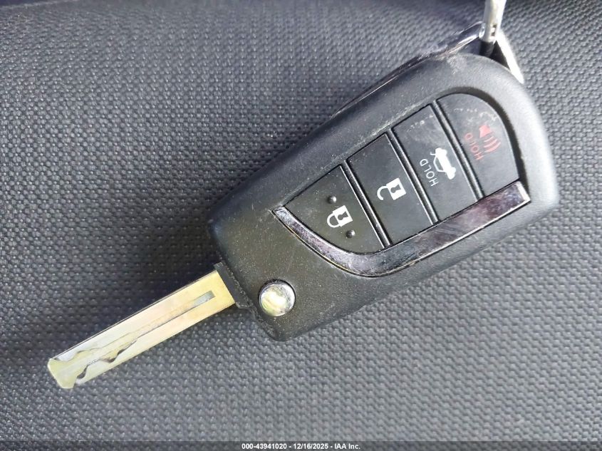 2025 Toyota Corolla Le VIN: 5YFB4MDE2SP285495 Lot: 43941020