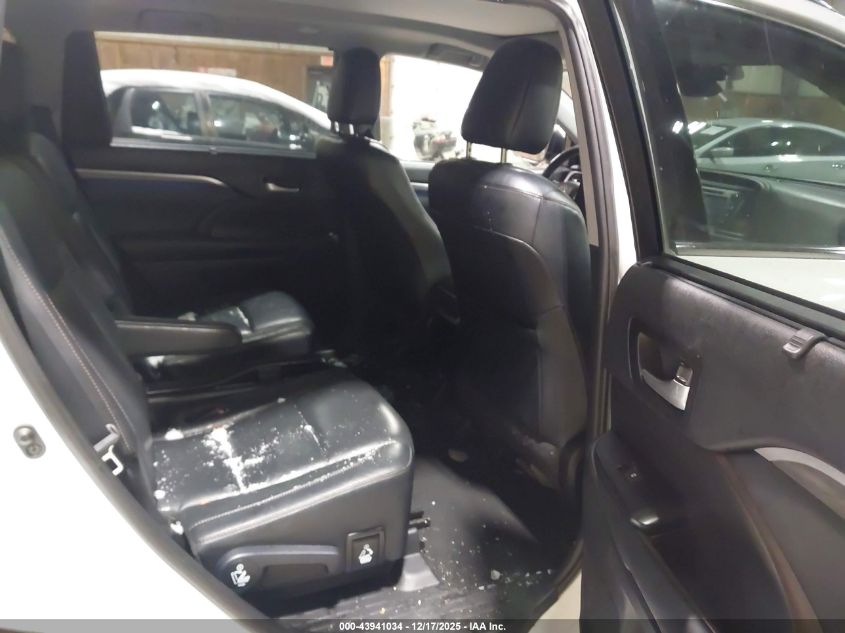 2019 Toyota Highlander Limited Platinum VIN: 5TDDZRFHXKS932070 Lot: 43941034