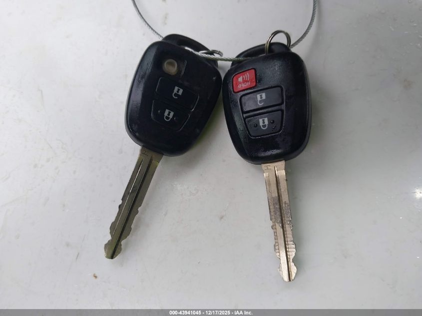 2018 Toyota Rav4 Le VIN: JTMBFREV0JJ222016 Lot: 43941045