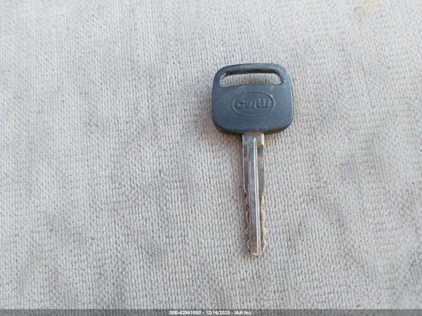 2002 Toyota Avalon Xl VIN: 4T1BF28B82U202603 Lot: 43941050