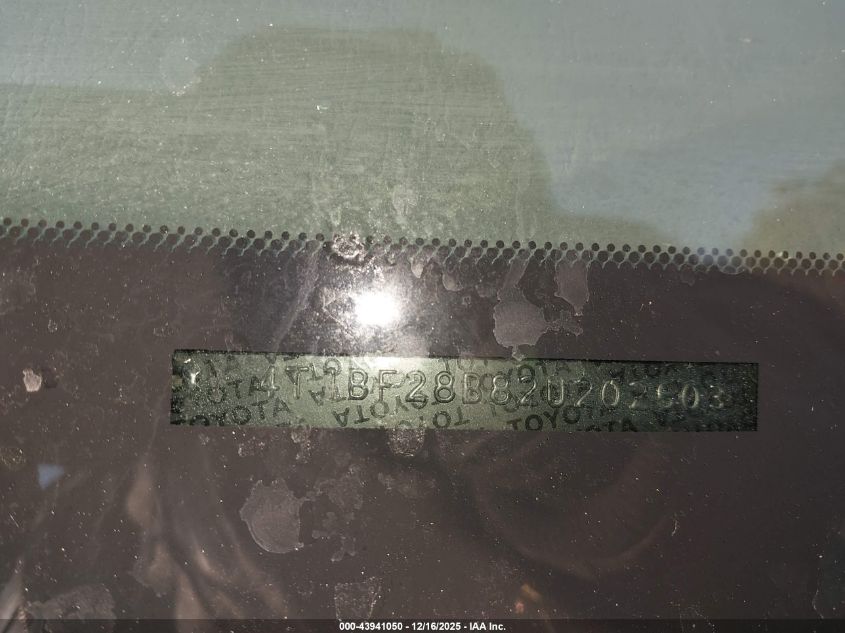 2002 Toyota Avalon Xl VIN: 4T1BF28B82U202603 Lot: 43941050