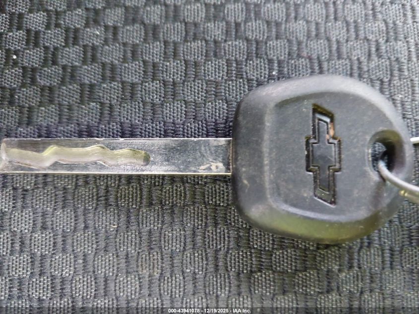 2017 Chevrolet Silverado 1500 2Lt VIN: 3GCUKREC0HG171843 Lot: 43941078