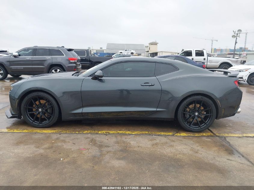 2017 Chevrolet Camaro 2Ss VIN: 1G1FH1R71H0160336 Lot: 43941102