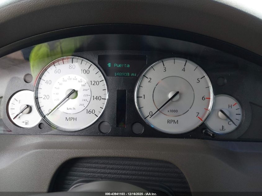 2009 Chrysler 300C Hemi VIN: 2C3KA63T39H562373 Lot: 43941103