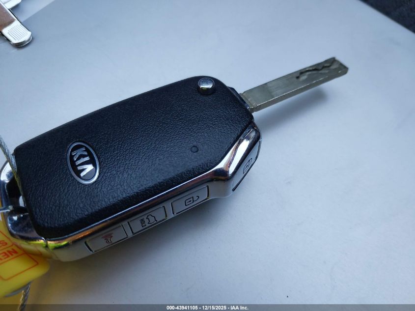 2021 Kia Soul S VIN: KNDJ23AU0M7781570 Lot: 43941105