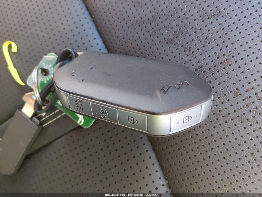 2025 Kia K5 Gt-Line VIN: KNAG64J71S5287402 Lot: 43941114