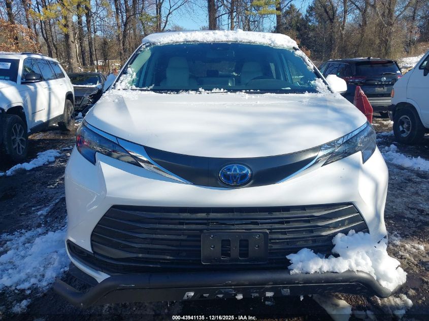 2024 Toyota Sienna - 5TDBSKFC9RS120583