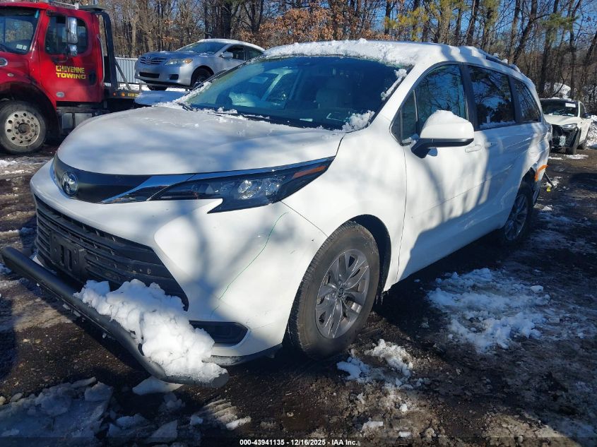 2024 Toyota Sienna - 5TDBSKFC9RS120583