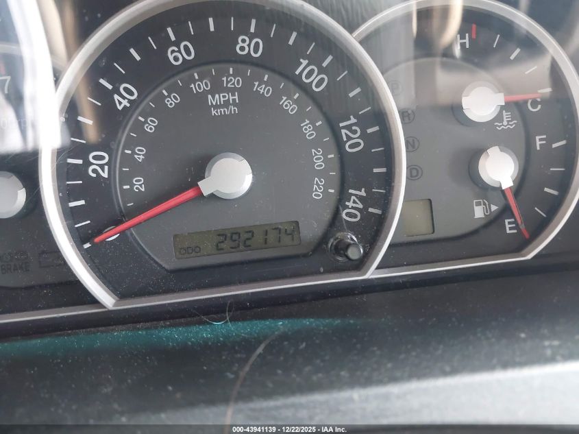 2007 Kia Sorento Lx VIN: KNDJD736875696265 Lot: 43941139