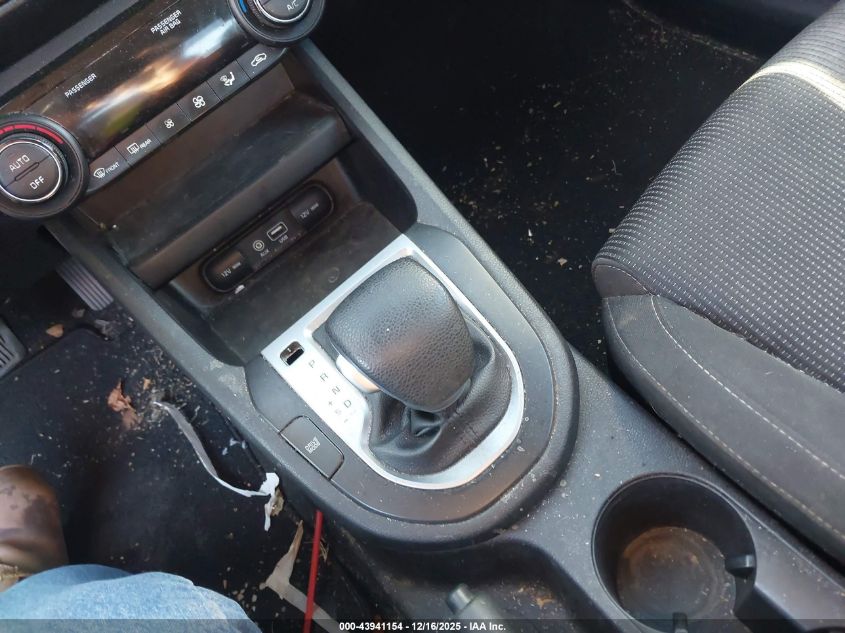 2019 Kia Forte Lxs VIN: 3KPF24AD8KE058168 Lot: 43941154