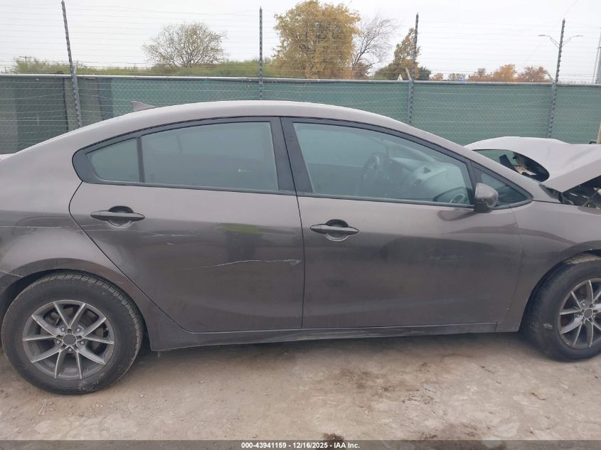 2017 Kia Forte Lx VIN: 3KPFK4A76HE012664 Lot: 43941159