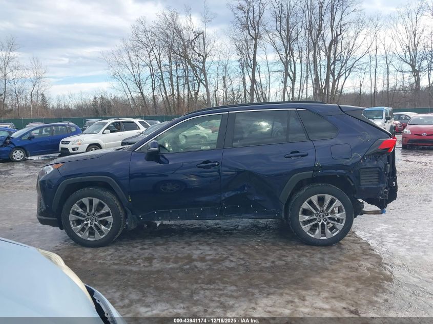 2019 Toyota Rav4 Xle Premium VIN: JTMA1RFV7KD006561 Lot: 43941174