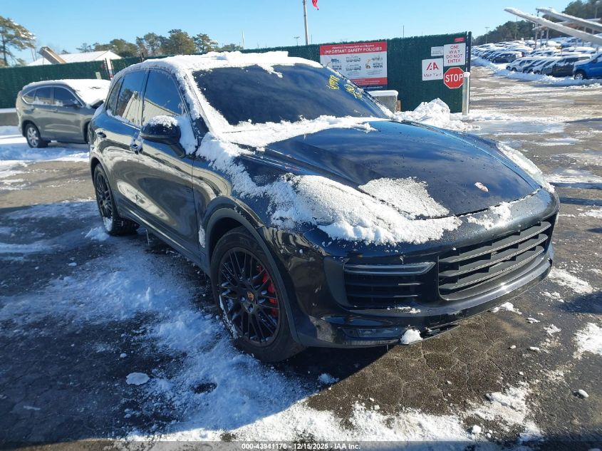 PORSCHE CAYENNE TURBO