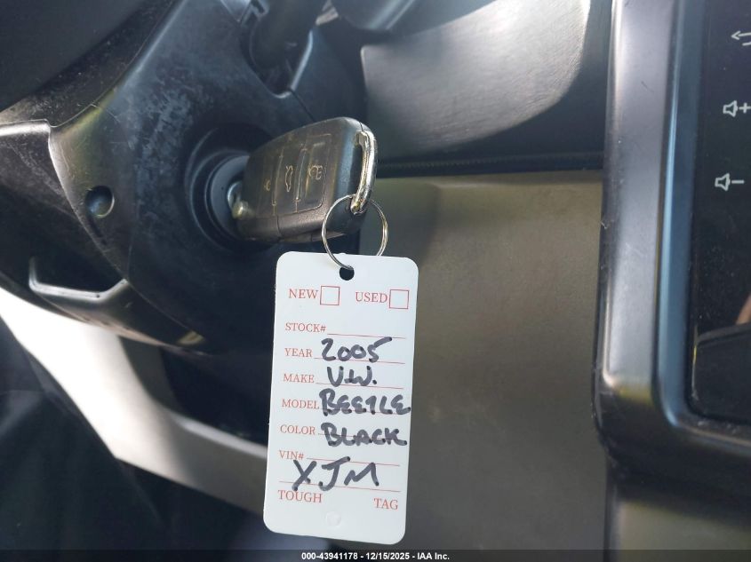 2005 Volkswagen New Beetle Gls VIN: 3VWCM31Y35M368133 Lot: 43941178