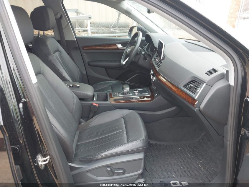 2018 Audi Q5 2.0T Premium/2.0T Tech Premium VIN: WA1BNAFY1J2109287 Lot: 43941184