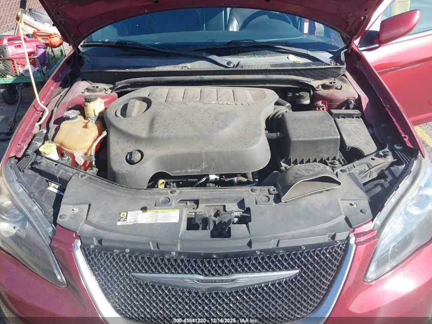 2013 Chrysler 200 Limited VIN: 1C3CCBCG5DN719377 Lot: 43941220