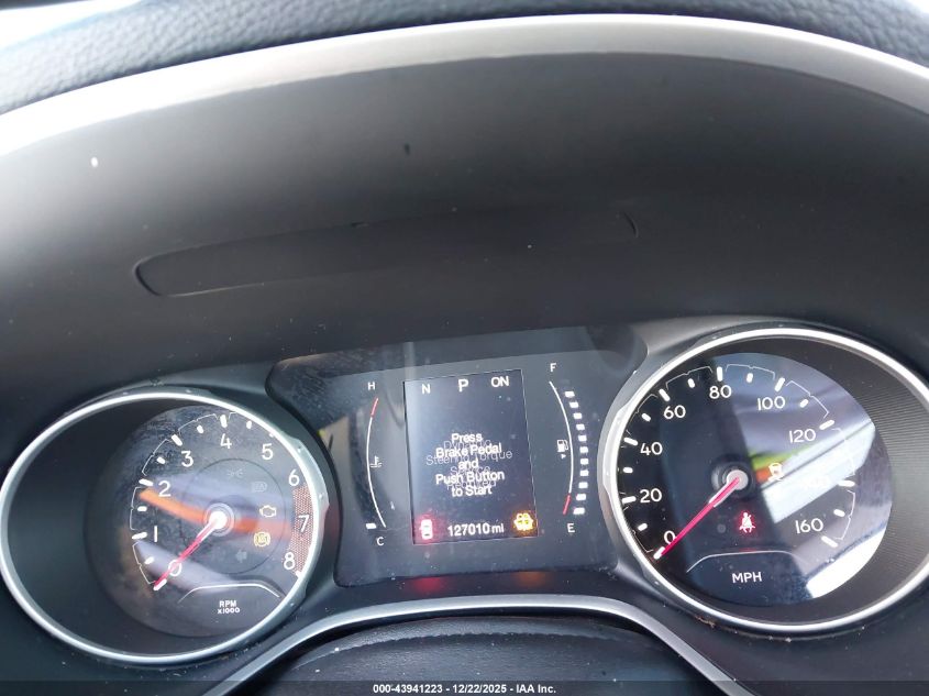 2019 Jeep Compass Latitude 4X4 VIN: 3C4NJDBBXKT813165 Lot: 43941223