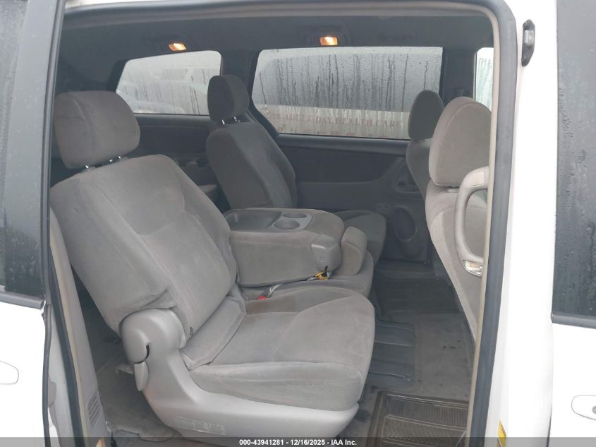 2004 Toyota Sienna Le VIN: 5TDZA23C24S156260 Lot: 43941281