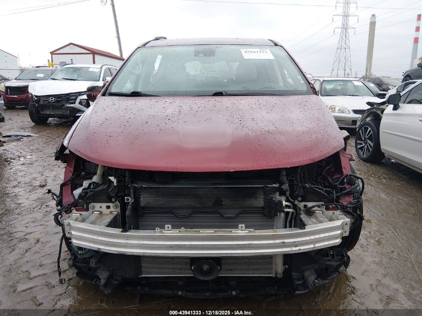 2017 Chrysler Pacifica Limited VIN: 2C4RC1GG0HR647507 Lot: 43941333