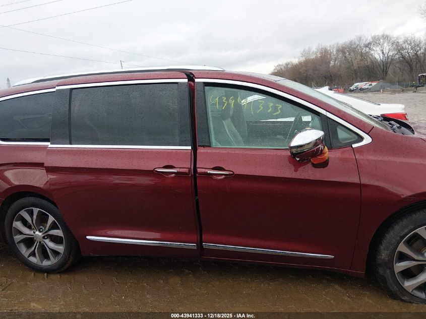 2017 Chrysler Pacifica Limited VIN: 2C4RC1GG0HR647507 Lot: 43941333