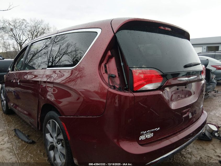 2017 Chrysler Pacifica Limited VIN: 2C4RC1GG0HR647507 Lot: 43941333