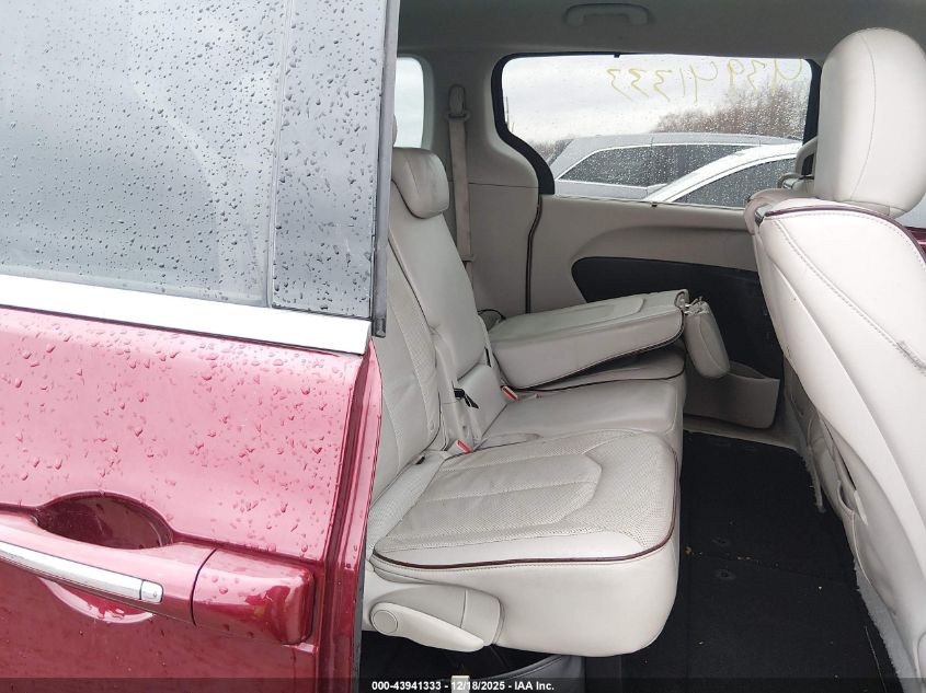 2017 Chrysler Pacifica Limited VIN: 2C4RC1GG0HR647507 Lot: 43941333