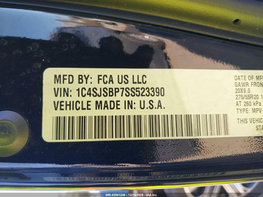 2025 Jeep Wagoneer L Series Ii 4X4 VIN: 1C4SJSBP7SS523390 Lot: 43941348