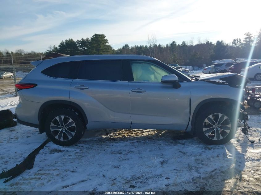 2022 Toyota Highlander Xle VIN: 5TDGZRBH4NS564587 Lot: 43941382