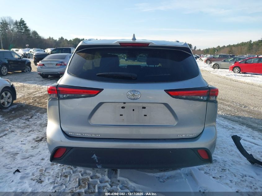 2022 Toyota Highlander Xle VIN: 5TDGZRBH4NS564587 Lot: 43941382